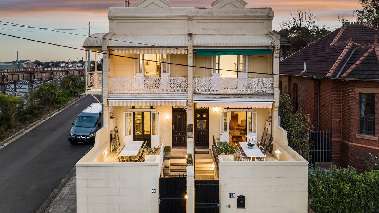 The guide for the neighbouring terraces is $9.5m for an October 31 auction.