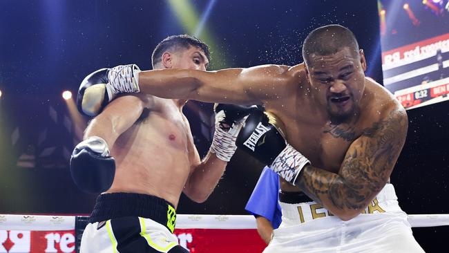 Joey Leilua (right) and Chris Heighington in the boxing ring in 2021. Picture: Mark Evans / Getty Images