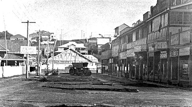 Griffith Street, Coolangatta in 1935, looking north towards Jazzland Dance Hall.