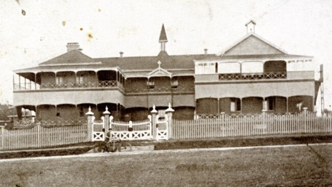 The Star Of The Sea Convent on Marine Pde circa 1910.