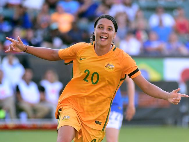 CARSON, CA - AUGUST 03:  Sam Kerr #20 of Australia celebrates her goal to take a 6-1 lead over Brazil during the 2017 Tournament Of Nations at StubHub Center on August 3, 2017 in Carson, California.  (Photo by Harry How/Getty Images)