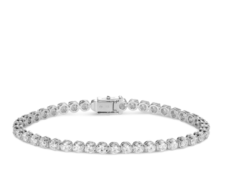 Hardy Brothers Jewellers Diamond Tennis Bracelet.