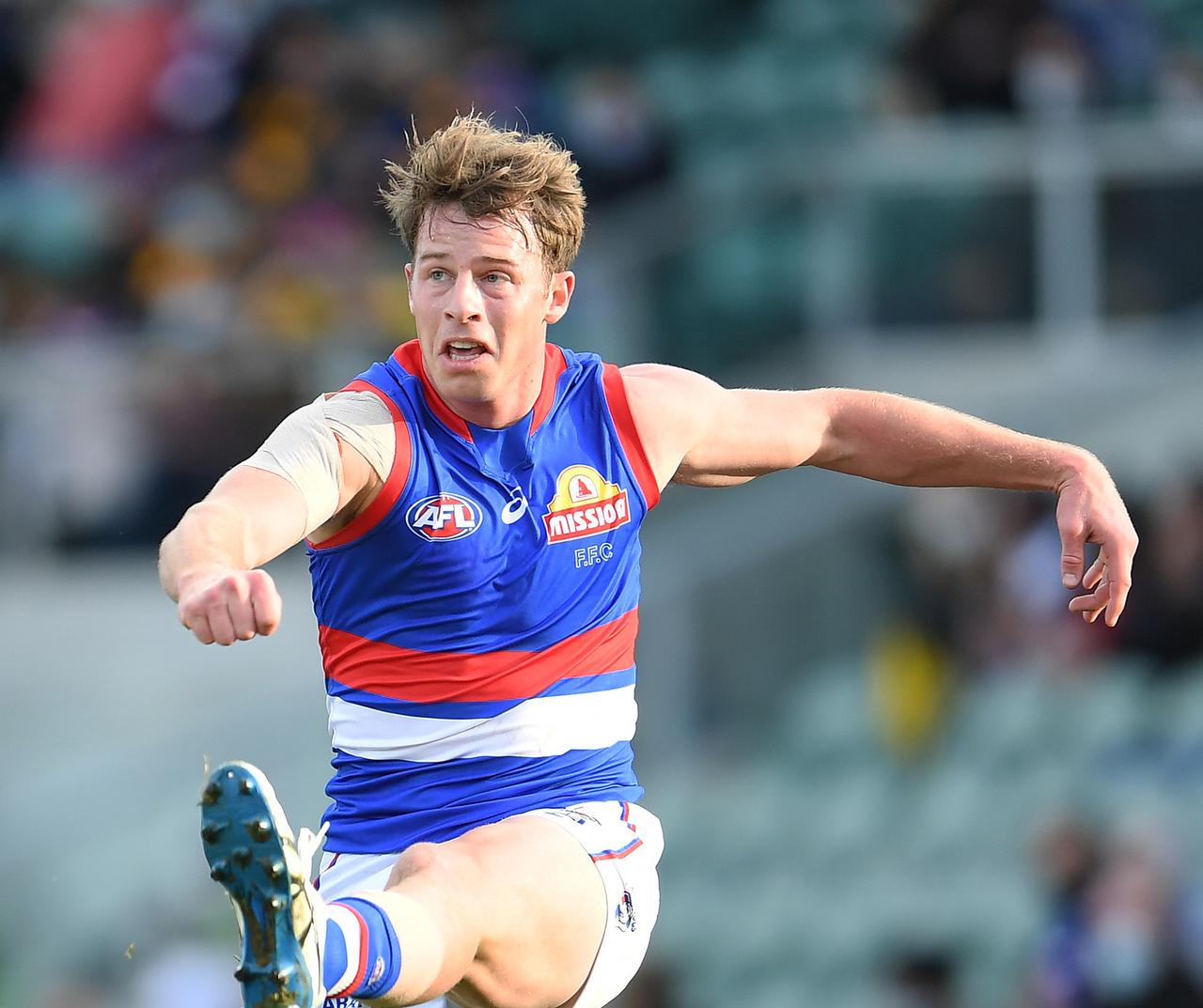 Midfielder Lachie Hunter says the Dogs are ready to regain their bite. Picture: Steve Bell/AFL Photos/via Getty Images