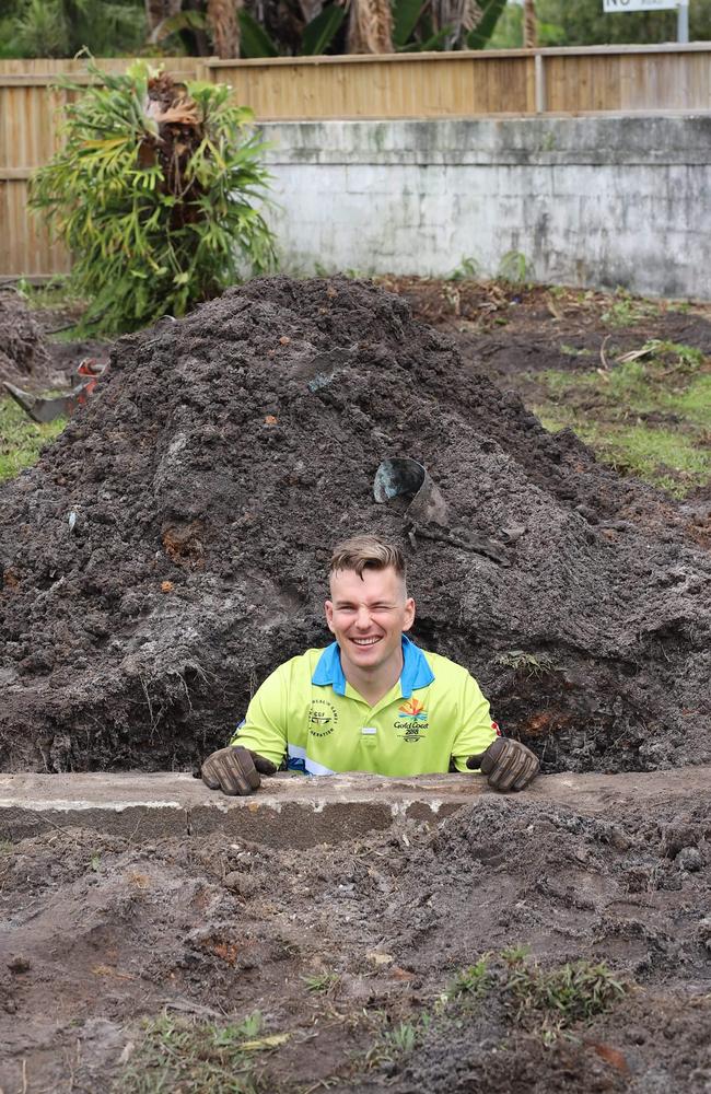 Sam Letchford finds buried pool in his yard | The Courier Mail