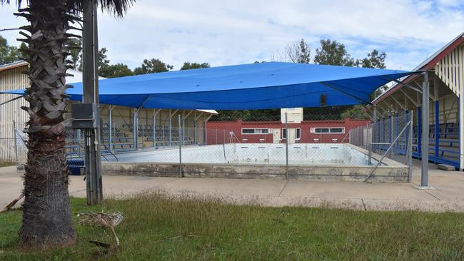 The Mount Morgan main pool at the aquatic centre is now empty and waiting for the redevelopment.