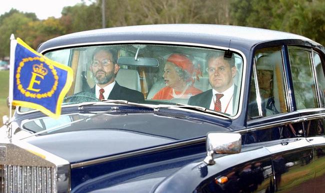 Queen arrives at CHOGM