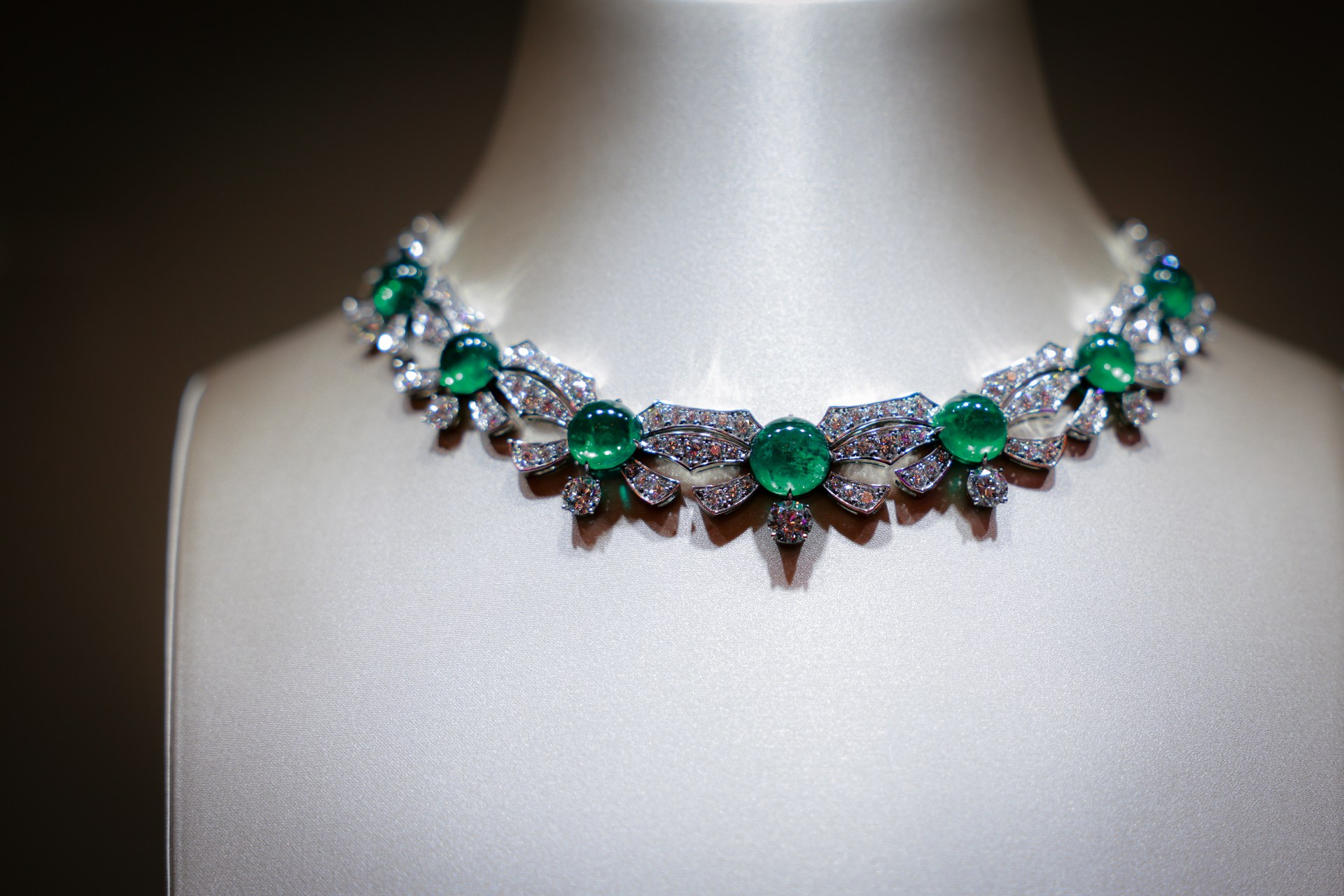 Emerald fashion online jewelry