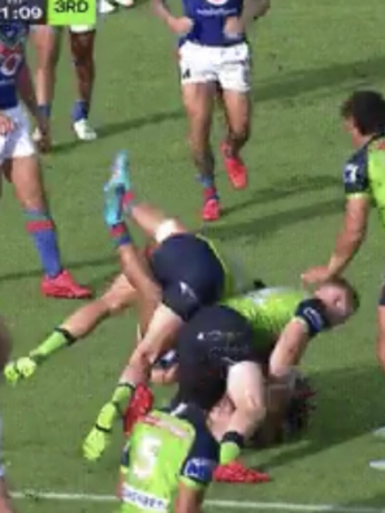 Wighton was placed on report for this tackle on Reece Walsh. Fox League