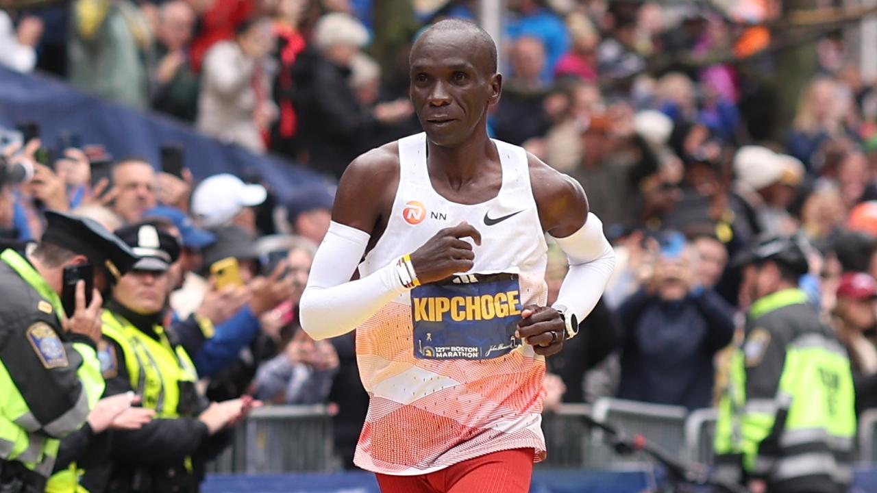 Boston Marathon hills halt Kipchoge in nightmare run