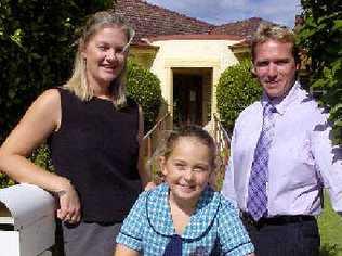 BIG WIN: Sandra Evans and daughter Tahlia, 8, of Lennox Head, with Les McGuire from Fairfulls Financial Services who has announced a donation to Our House. . Picture: Cathy Adams