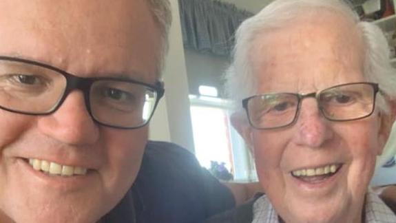 Scott Morrison has announced the death of his 84 year old father John Morrison.