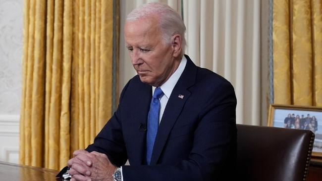 ‘He was a weak, diminished and pathetic figure’: Joe Biden stumbles ...