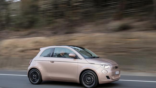 Photo of the 2023 Fiat 500e