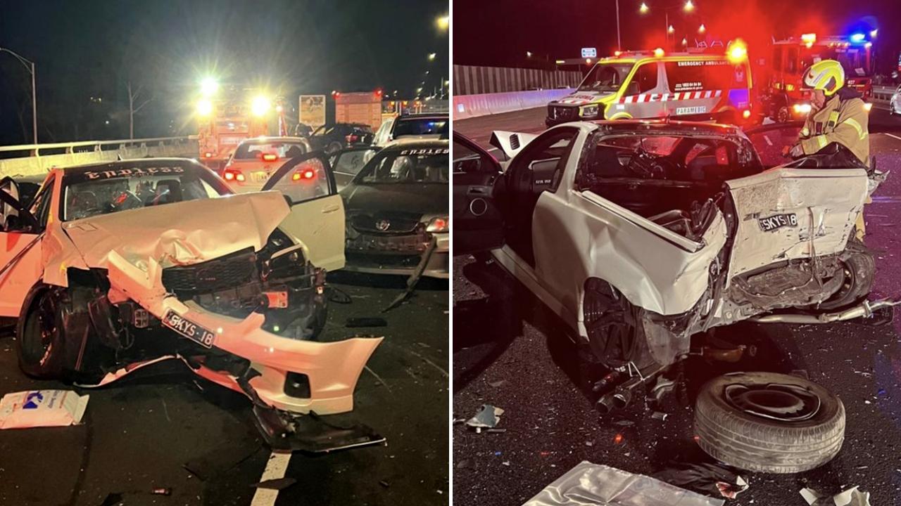 Monash Freeway Crash Cars Crushed In 16 Vehicle Smash Near Blackburn Rd Herald Sun 9768