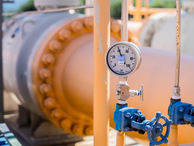 IHTIMAN, BULGARIA - JUNE 15: A pressure gauge reads 40 at the compressor station on June 15, 2022 in Ihtiman, Bulgaria. The Ihtiman-Dubnitza gas pipeline is part of the central and south-eastern European gas connectivity infrastructure, resolving the ongoing energy crisis intensified by the Russian invasion of Ukraine, and the ensuing sanctions. (Photo by Hristo Rusev/Getty Images)