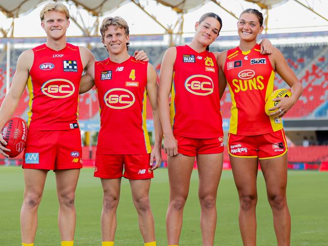 Gold Coast Suns siblings Bodhi and Zane Uwland and Georja and Darcie Davies. Picture: Gold Coast Suns.