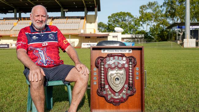 71-year-old Dennis Bree received a standing ovation when he ran on the ground for the grand final. Photo: Pema Tamang Pakhrin