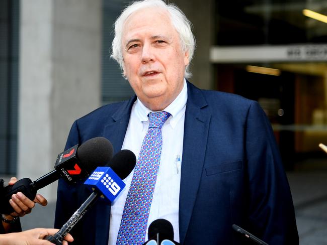 Businessman and former federal MP Clive Palmer addresses the media at the Supreme Court, in Brisbane, Wednesday, August 23, 2017. Liquidators seeking to freeze Clive Palmer's personal assets have asked to adjourn court proceedings in order to go through more than 3000 pages of documents filed by the businessman's lawyers in the past two days. (AAP Image/Samantha Manchee) NO ARCHIVING