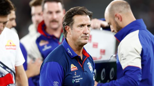 MELBOURNE, AUSTRALIA – APRIL 18: Luke Beveridge, Senior Coach of the Bulldogs looks on during the 2024 AFL Round 06 match between the St Kilda Saints and the Western Bulldogs at Marvel Stadium on April 18, 2024 in Melbourne, Australia. (Photo by Michael Willson/AFL Photos via Getty Images)