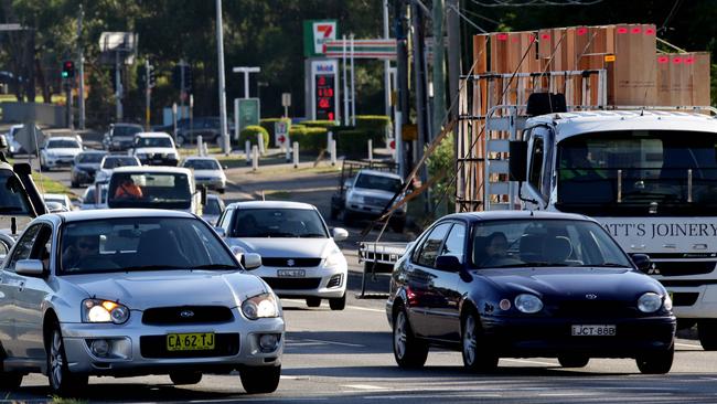 Blacktown Rd should be a four-lane road for the entire stretch, Blacktown Council says.