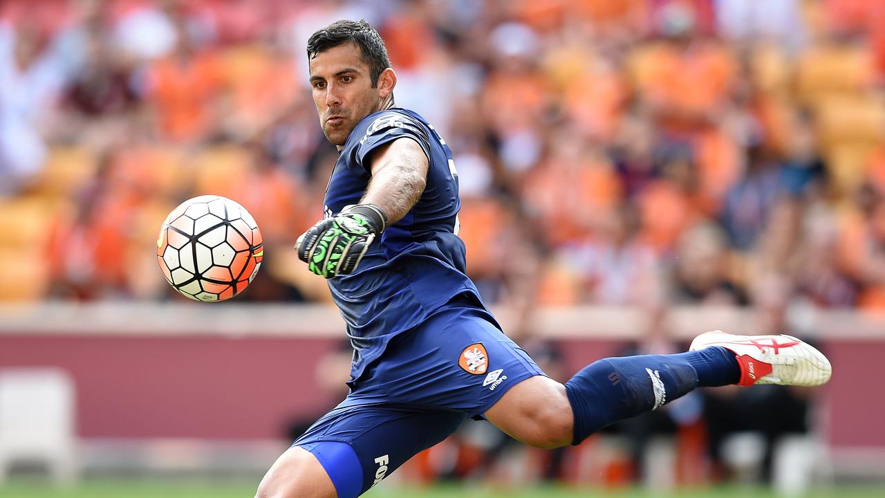 Jamie Young of the Roar kicks during the round 13 A-League match between the Brisbane Roar and Perth Glory at Suncorp Stadium in Brisbane, Saturday, Jan. 02, 2016. (AAP Image/Dave Hunt) NO ARCHIVING,