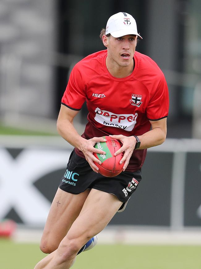 Max King looks up field during a pre-season session at St Kilda. Picture: Michael Klein.