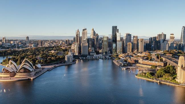 Andrew Forrest's Fiveight business has bought the Waldorf Astoria Sydney at Circular Quay from Lendlease.