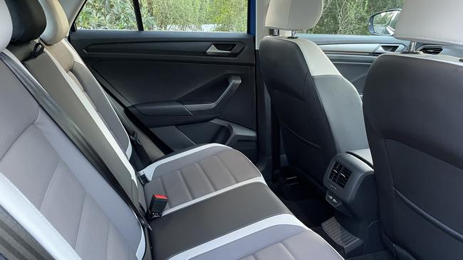 Back seat space in the Volkswagen T-Roc.