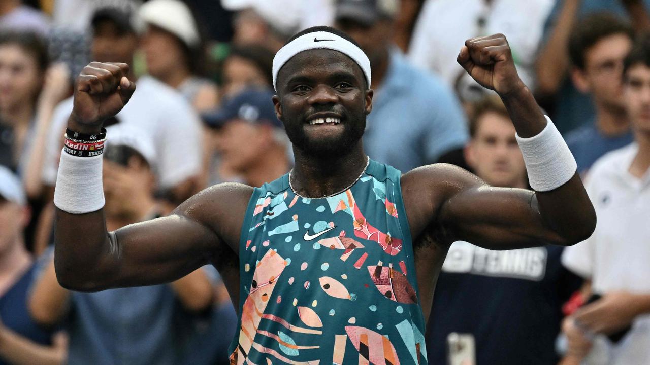 Frances Tiafoe brought the crowd to their feet. Photo by Ed JONES / AFP.