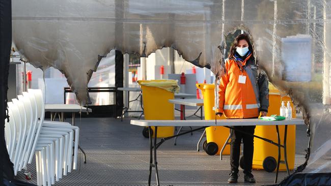 A COVID-19 testing centre went up in flames in Mernda. Picture: NCA NewsWire/David Crosling