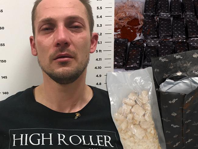 web Drug Smuggler 1024 768