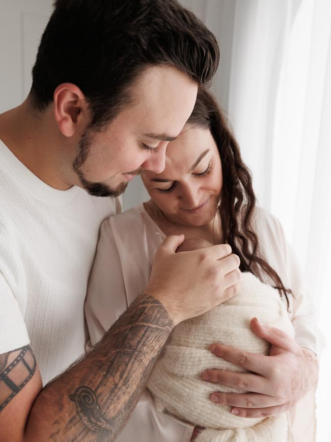 Delezio, husband Joseph Salernow and newborn Frankie. Picture: Unique Images by Sharyna