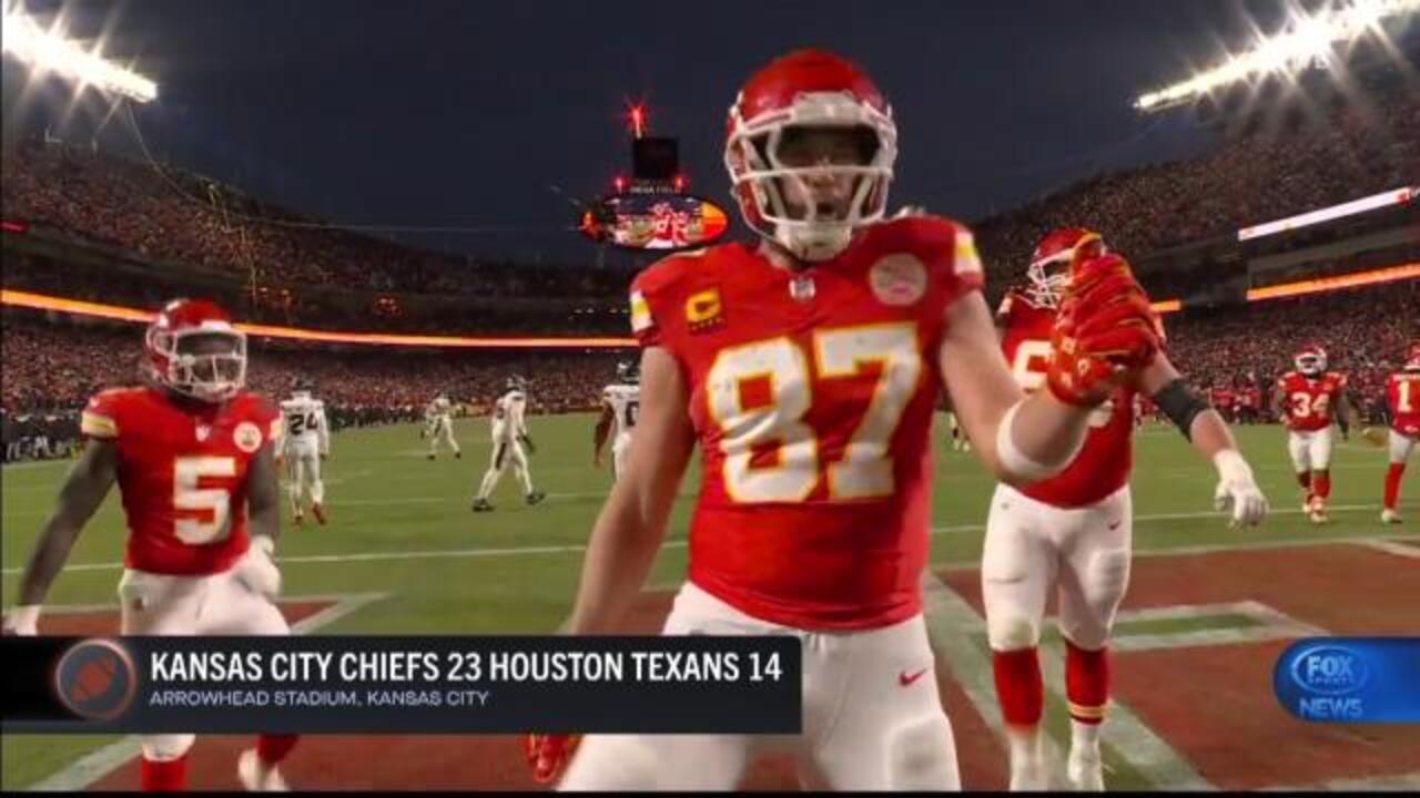 Kelce leads the way in KC win