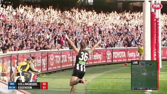 Which is the best Anzac Day moment between Essendon and Collingwood?