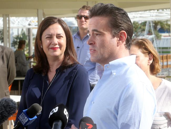 Village Roadshow Theme Parks CEO Clark Kirby with Premier Annastacia Palaszczuk, Cameron Dick MP, Jackie Trad MP and Meaghan Scanlon MP.