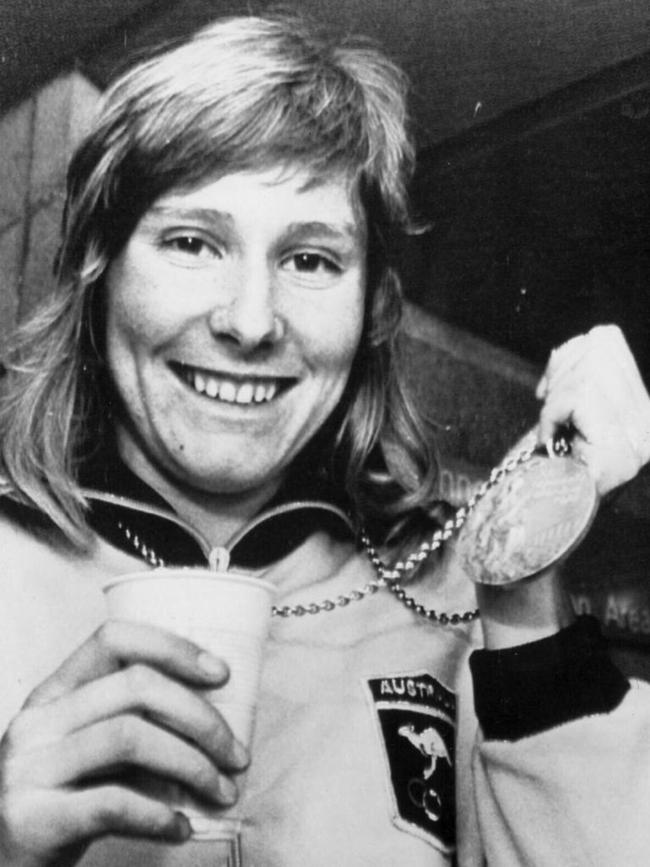 Raelene Boyle with her silver medal for 200m women’s final race at 1972 Munich Olympic Games.