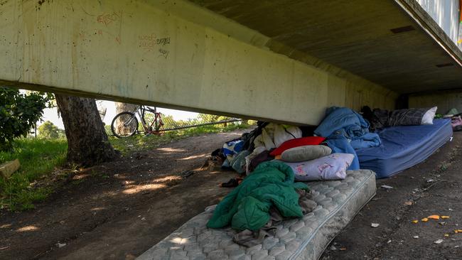 The Territory homelessness system is in crisis says the peak body that assists homeless and vulnerable people