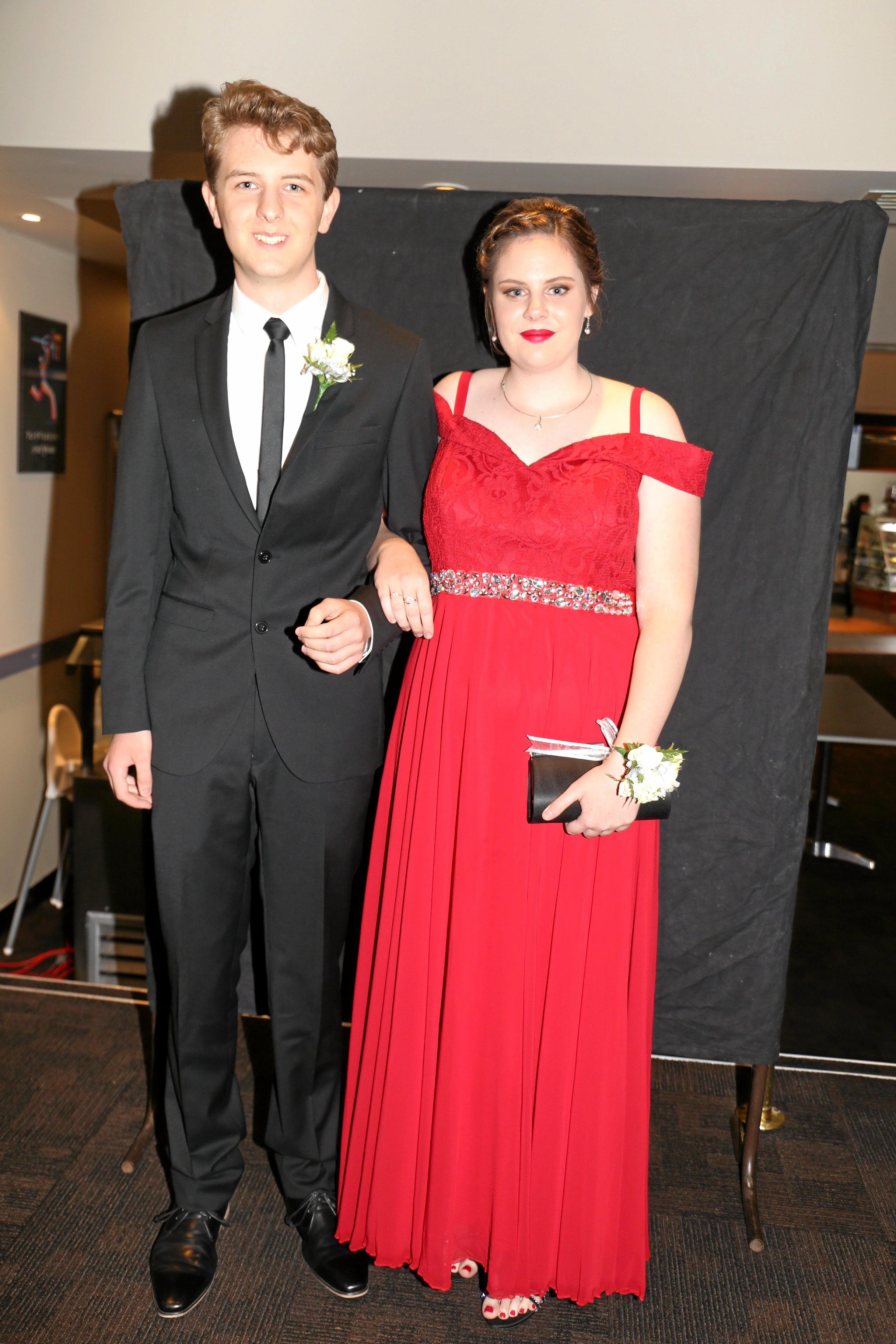 WSHS 2017 Formal | The Courier Mail