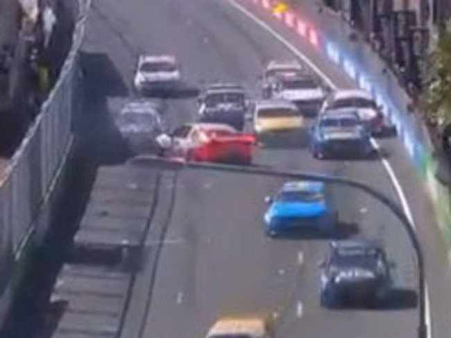 Crash in the first five seconds of the V8 Supercars Race 31. Pic: V8 Supercars