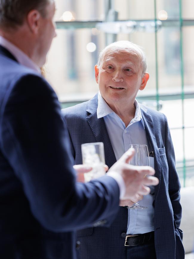Peter Overton speaking to former Australian racecaller Johnny Tapp.