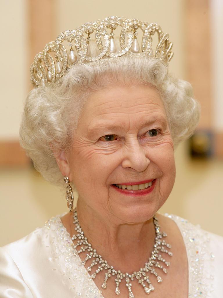 Queen Elizabeth dead: Who will inherit royal’s most famous tiaras ...