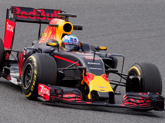 F1 Daniel Ricciardo: Red Bull makes massive Renault engine decision ...