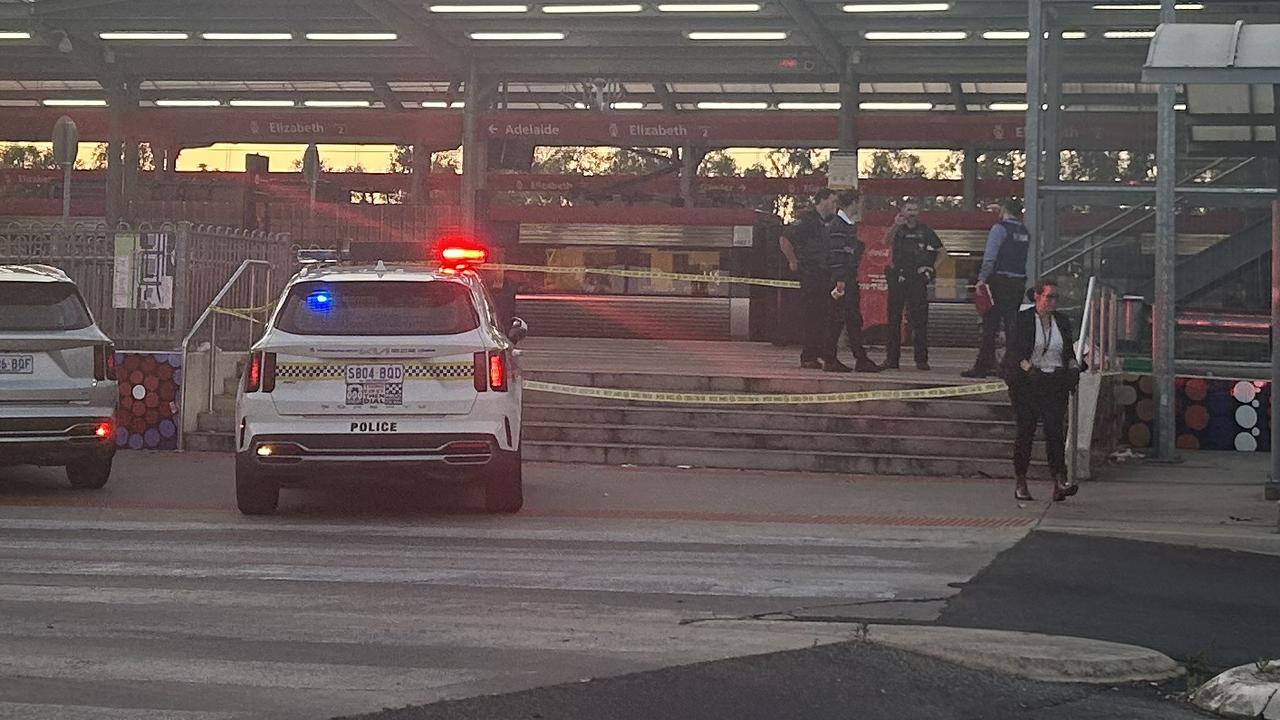 Security guard stabbed at bus interchange