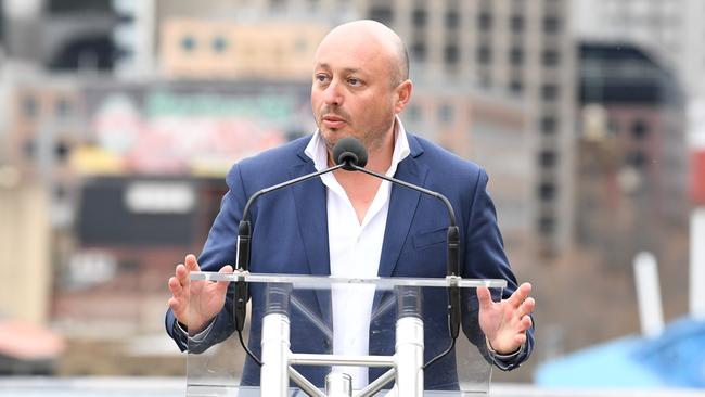 Owner of the NBL, Larry Kestelman addresses the media at the NBL and WNBL 2017-18 seasons joint launch held at the Crown Towers rooftop in Melbourne, on Monday, September 11, 2017. The NBL and WNBL Seasons will begin on October 5 and the 2017-18 Season will mark the 40th season of the NBL. (AAP Image/James Ross) NO ARCHIVING