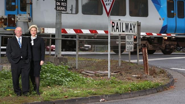 Labor candidate for Evelyn Peter Harris and opposition public transport spokeswoman Jill 