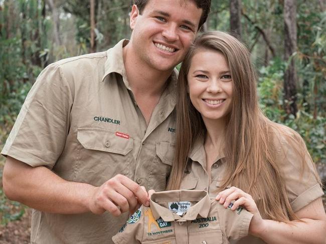 Bindi Irwin pregnancy announcement on Instagram.bindisueirwinVerifiedBaby Wildlife Warrior due 2021.Chandler and I are proud to announce that we’re expecting! It’s an honour to share this special moment in our lives with you. Though I’m still in my first trimester, we really want you to be part of our journey from the beginning of this new life chapter. We couldn’t wait to share the news as this beautiful little being has become the most important part of our lives. Your support means the world to us. Please let me know your best advice and send good vibes & prayers to our little sweetheart. Love & light.