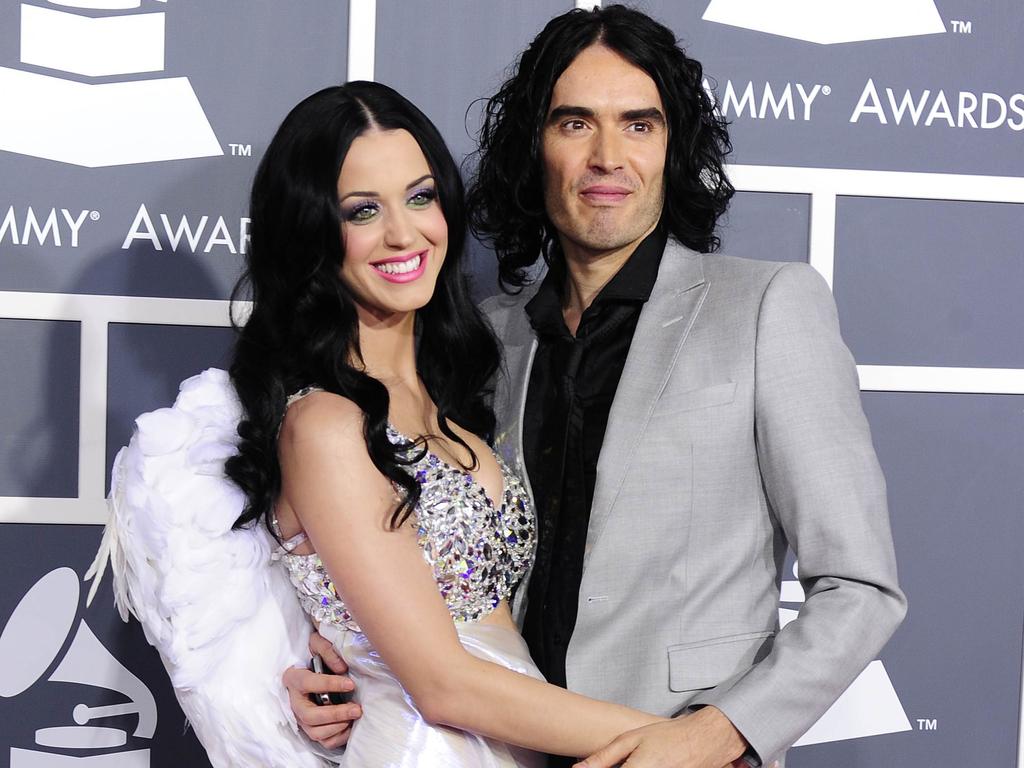 Who is Russell Brand's wife Laura Gallacher and where is she now? - Dexerto