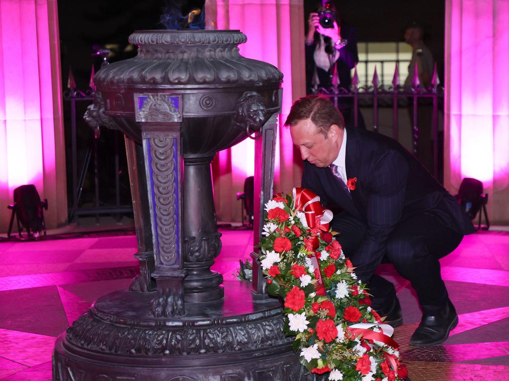 Queensland Premier Steven Miles lays a wreath during the ANZAC Day Dawn Service held in Brisbane. Picture: NCA NewsWire/Tertius Pickard