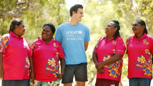 Pat Cummins with the inspirational teachers from the Indi Kindi program. Picture: Sam Ruttyn