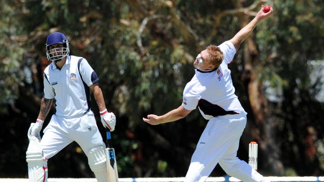 Dean Gray steams in to bowl for Port. Picture: Cormac Hanrahan.